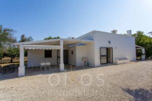 Wordt dit jouw villa met zwembad in Puglia