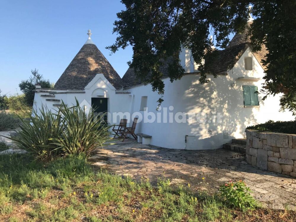 Huis nr. 6  te koop in Puglia Trullo met zwembad in Alberobello