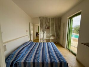 Te koop villa met Panoramisch uitzicht en Zwembad een slaapkamer