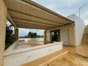 Te koop villa met Panoramisch uitzicht en Zwembad overdekte zone