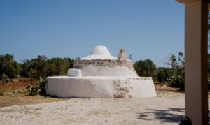 Te koop villa met zwembad Ostuni en met trullo