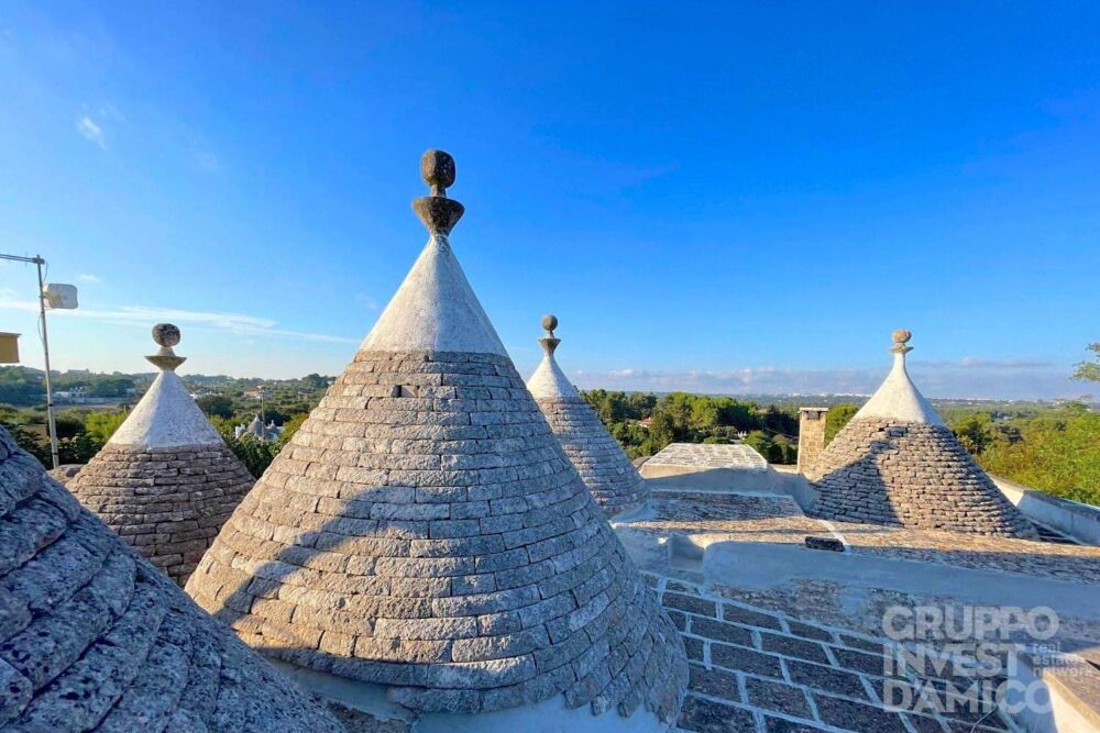 Huis nr. 6  te koop in Puglia groep stenen trulli