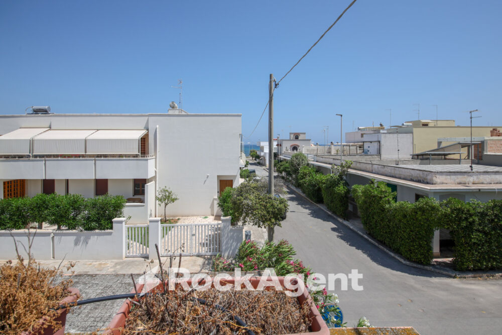Huis nr. 23 te koop in Puglia villa aan zee Specchiolla-Carovigno
