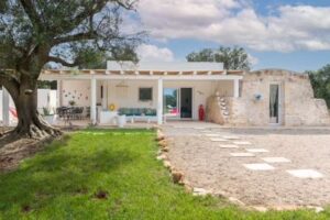 Schitterende villa te koop in Puglia, deels steen, met zwembad