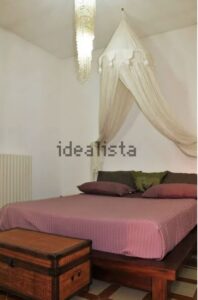 Een oosterse inrichting in deze te koop staande villa in Puglia