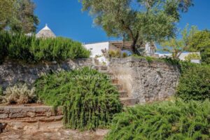 Trullo te koop op het platteland van Ostuni in Puglia
