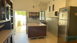 te koop in Ostuni met deze schitterende keuken. NL begeleiding van begin tot einde