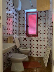Huis bij Martina Franca te koop. Badkamer 3 slaapkamers