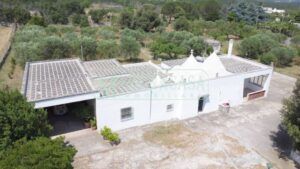 In Puglia Masseria te koop met NL begeleiding