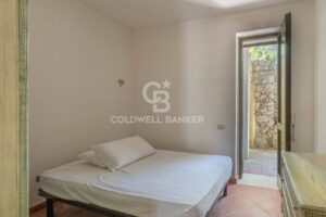 Villa te koop Puglia met zeezicht. Een slaapkamer
