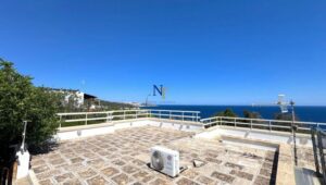 Vanaf Villa Zeezicht, nu te koop in Puglia, een schitterend uitzicht over de Adriatische Zee