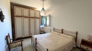 Villa Zeezicht, villa aan de Adriatische Zee te koop in Puglia. De slaapkamer