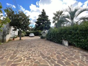 Groep trulli te koop in de Itrie Vallei