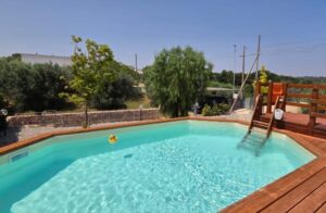 Zwembad en vergezichten huis te koop Puglia