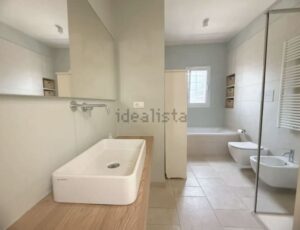 Nogmaals de badkamer in te koop staande villa Ostuni