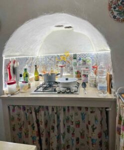 Groepje trulli te koop in Puglia