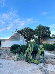 Trullo en lamia te koop met zwembad