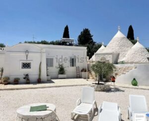 Trulli en lamia's te koop Ostuni