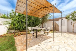 Villa aan Zee te koop in Puglia