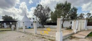 te koop in Puglia trulli met zwembad