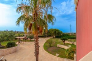 Polignano te koop villa met zwembad en zeezicht