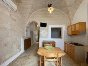 Trulli en lamia te koop Cisternino Puglia