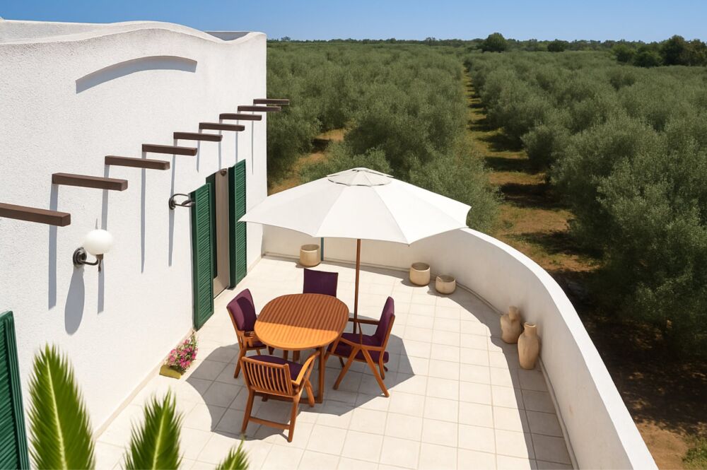 boetiekhotel te koop in Puglia temidden van de olijven