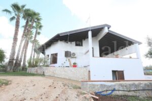 Tuglie in Puglia villa met zwembad te koop