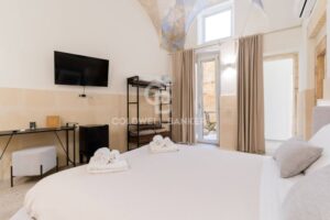 slaapkamer Stadspaleis in Lecce te koop