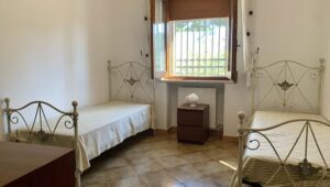 Slaapkamer in te koop staande villa in Puglia