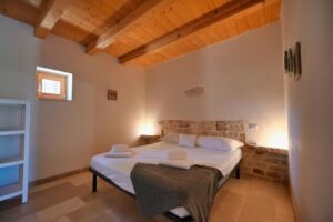 Lamia en trullo te koop Puglia NL talige begeleidiing