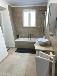 Badkamer in Trullo die te koop is